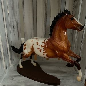 Fletcher, 2018 Collector club limited glossy Breyer.